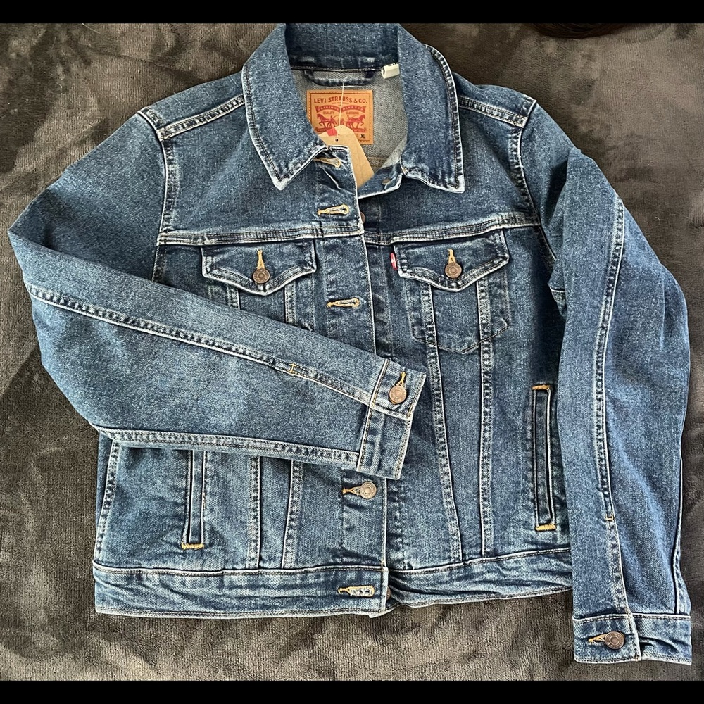 Jean Jacket - Picture 1 of 5